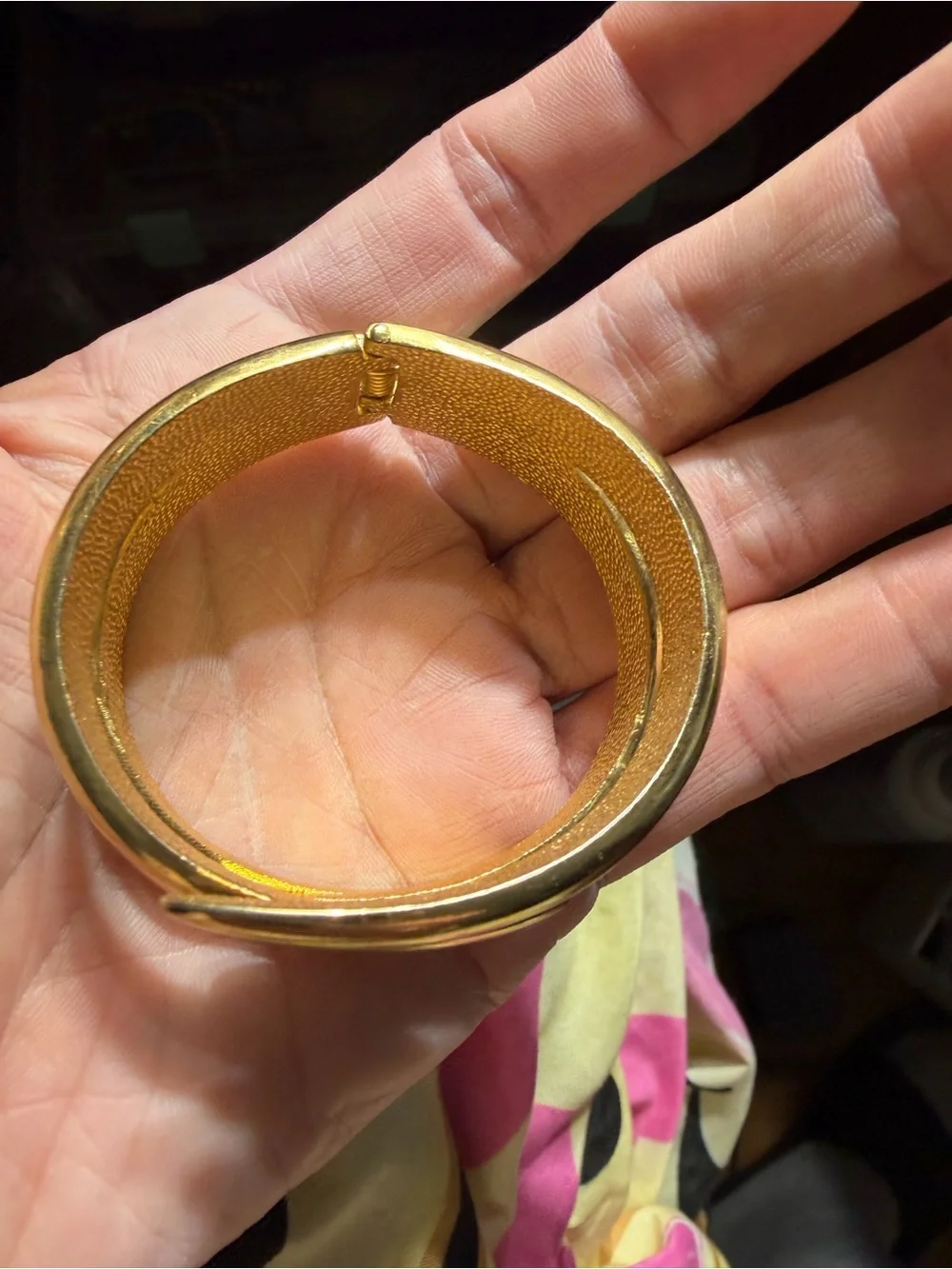Vintage Gold Tone Craw Cuff Bracelet